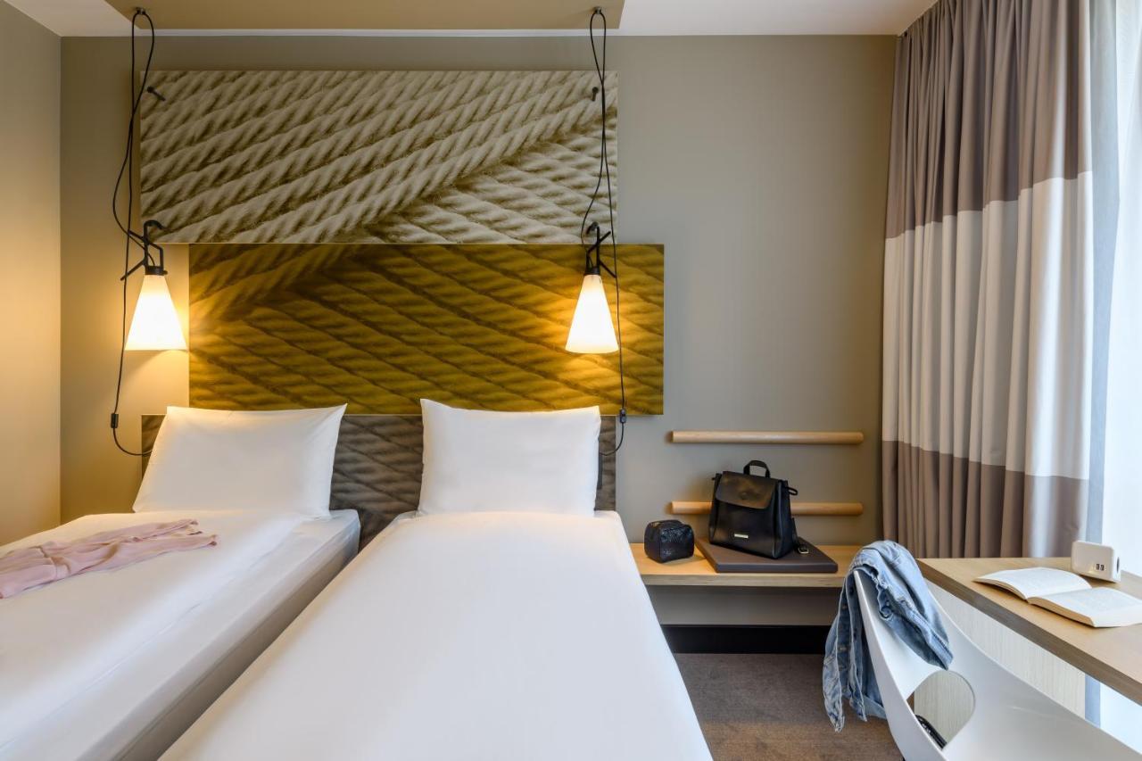 Ibis Regensburg Zentrum Bagian luar foto